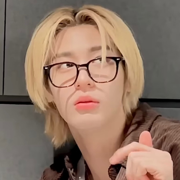 KIVULI REX 보이넥스트도어 이한